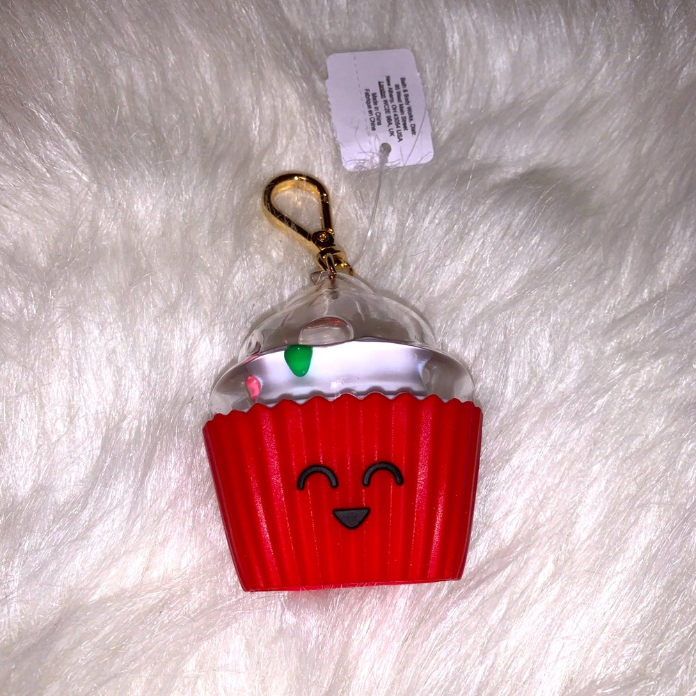Bath and Body Works Christmas Cupcake pocketbac sanitizer holder
